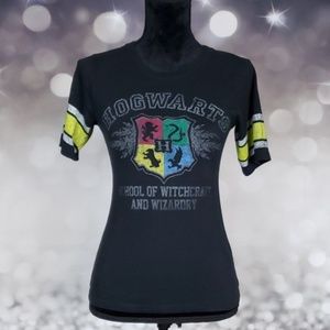 Harry Potter Hogwarts Crest Witchcraft Wizard Tee
